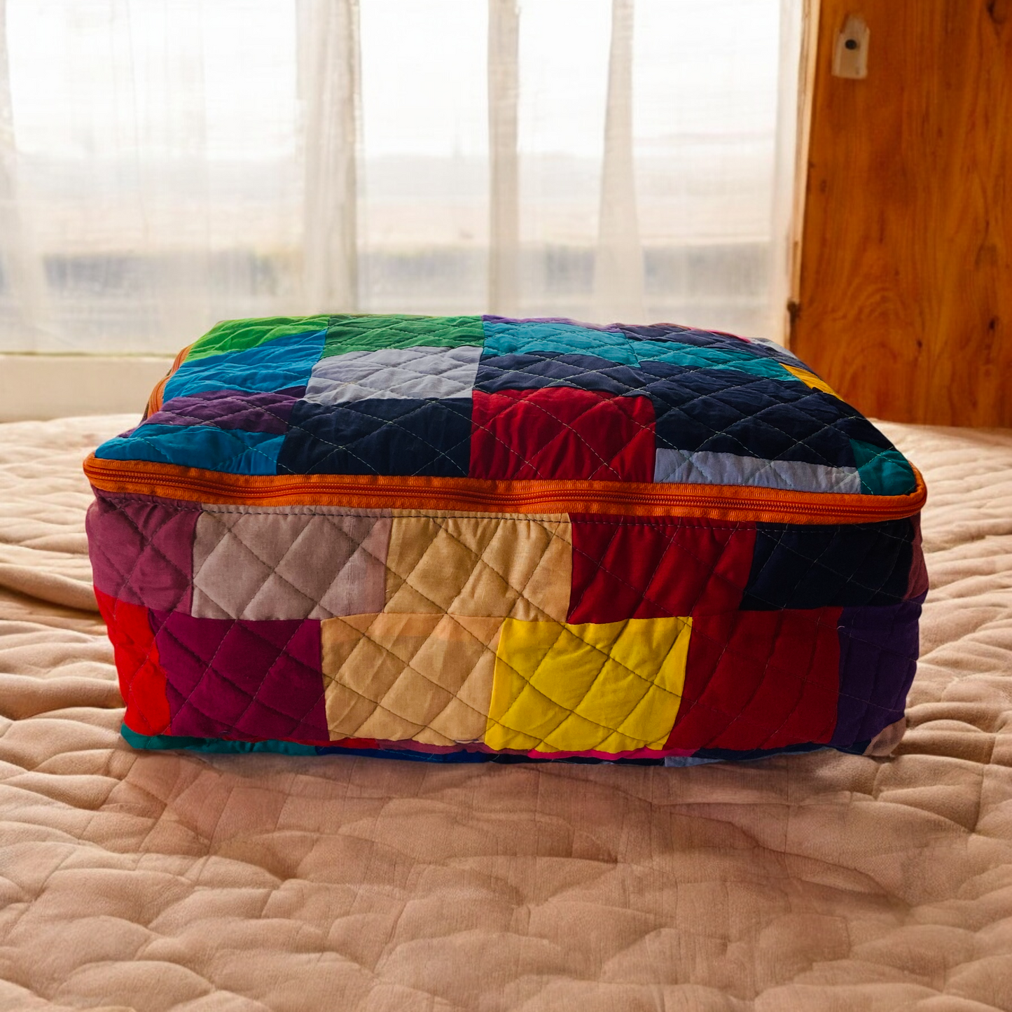 Multicolor Solids Breathable storage bag for saree,blanket, pillow & quilt