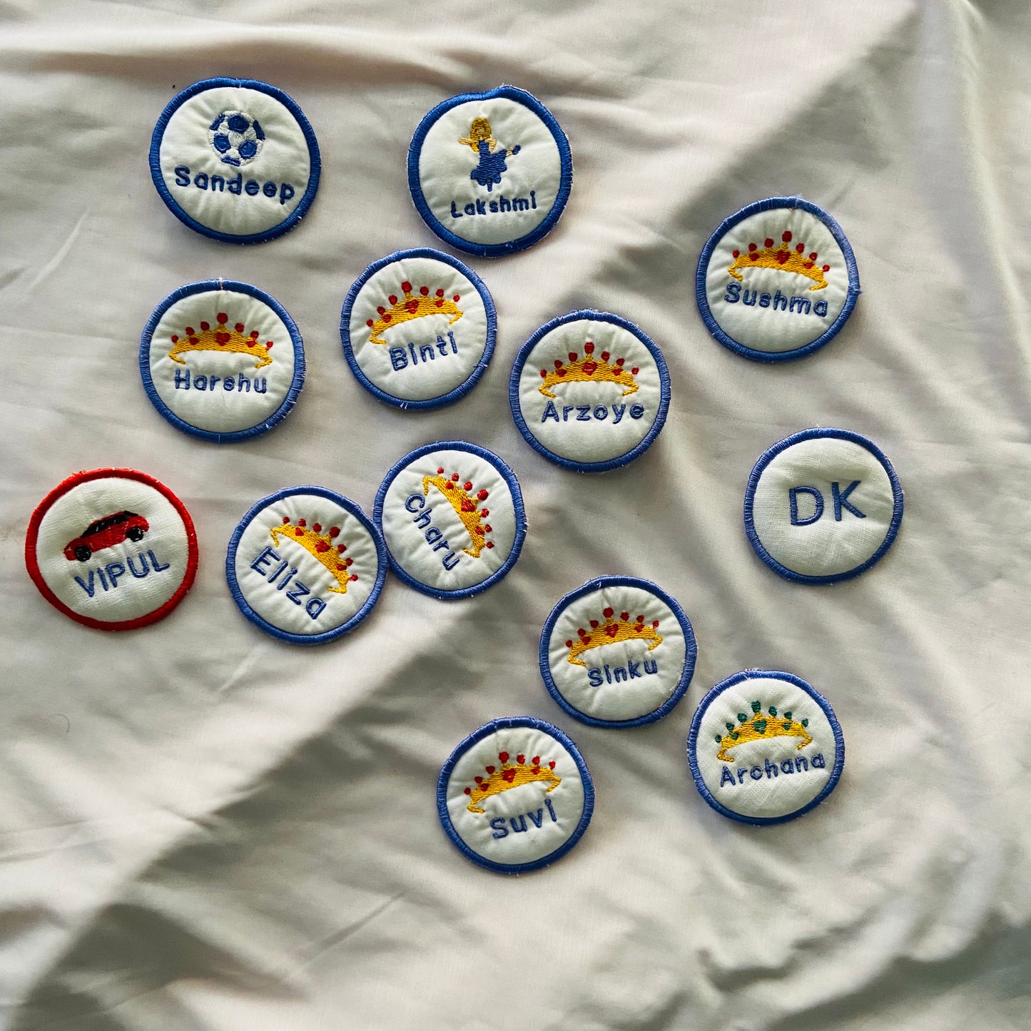 100% customised badge - Express yourself