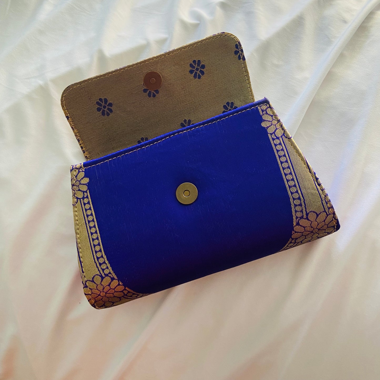 Special Clutch Purse Small - Blue With Necklace Flap