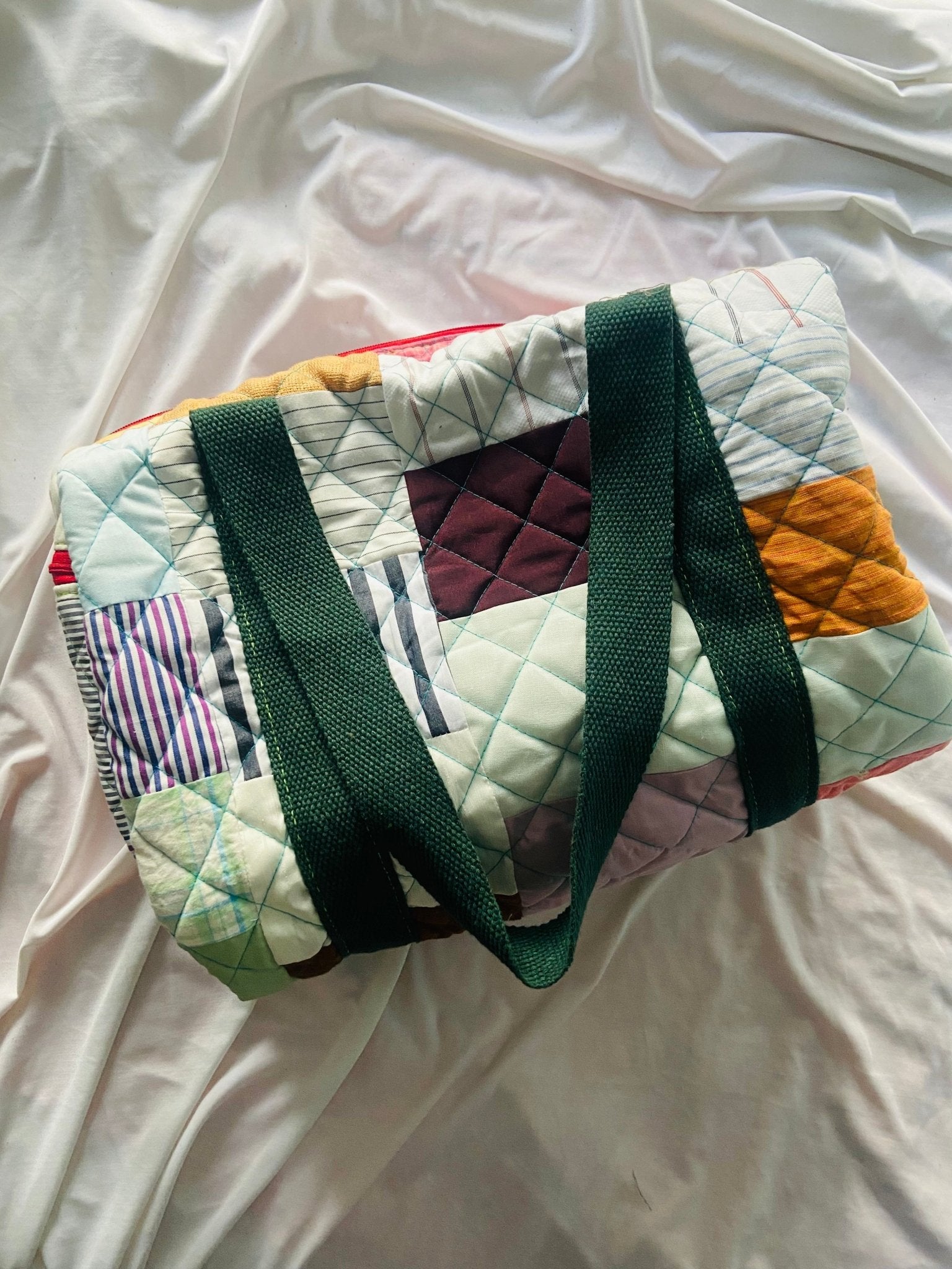 Boho Chic Quilted Duffel Bag - Upcyclie made by women, patchwork quilted