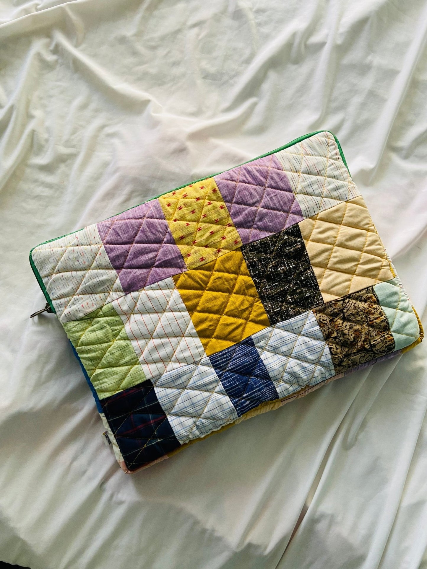 Eco - Friendly Laptop Sleeve - Functional, Stylish, Size Customisable - 13 inches Laptop Bag - Upcyclie made by women, patchwork quilted