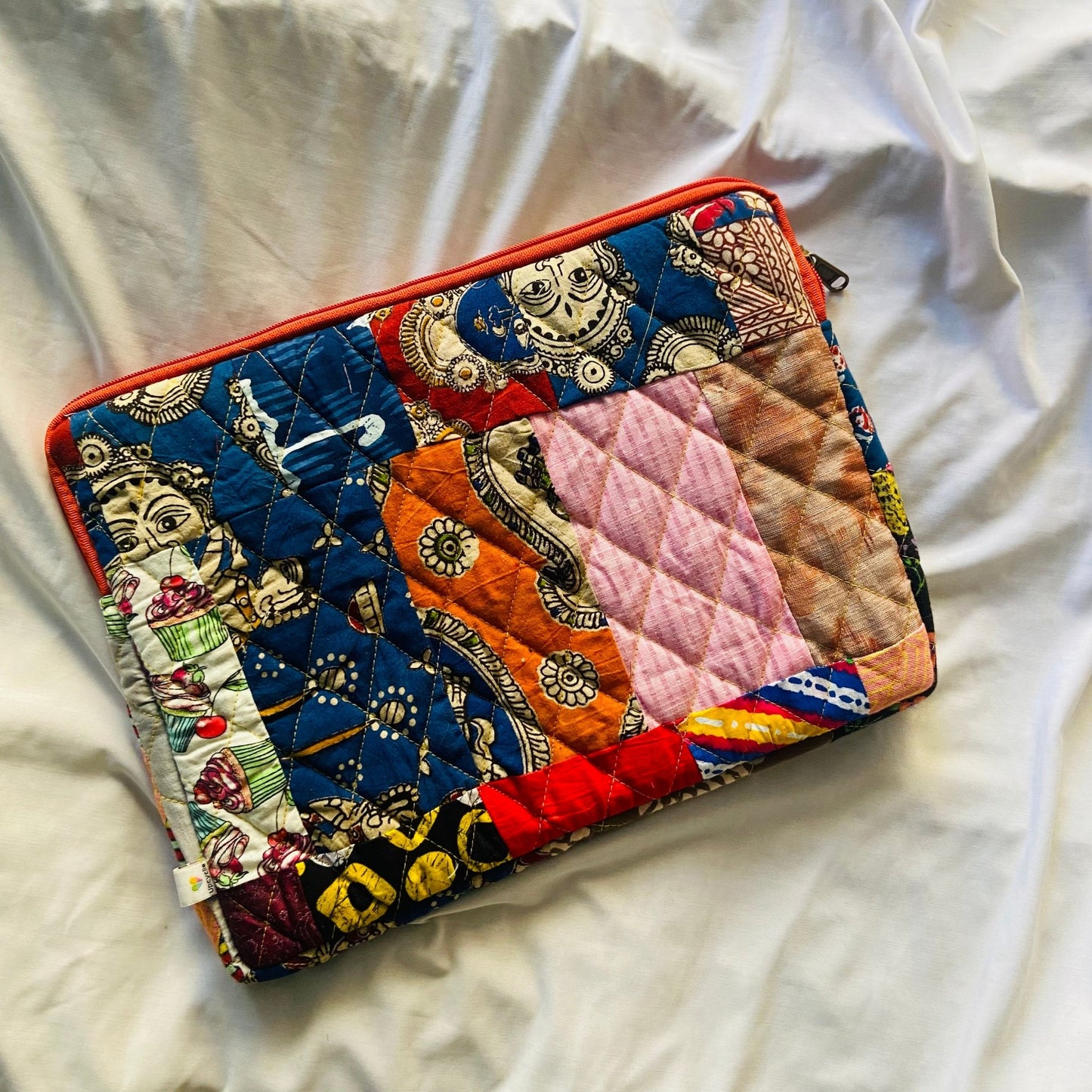 Eco - Friendly Laptop Sleeve - Functional, Stylish, Size Customisable - 13 inches Laptop Bag - Upcyclie made by women, patchwork quilted