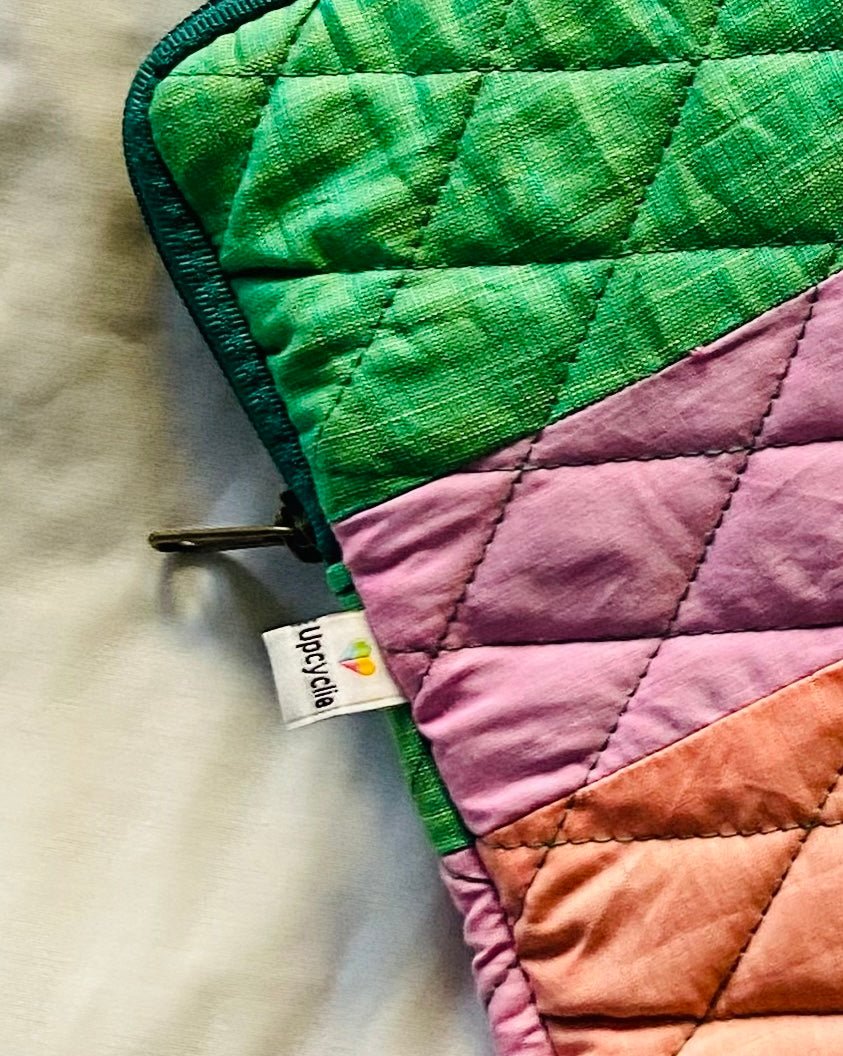 Eco - Friendly Laptop Sleeve - Functional, Stylish, Size Customisable Laptop Bag - Upcyclie made by women, patchwork quilted