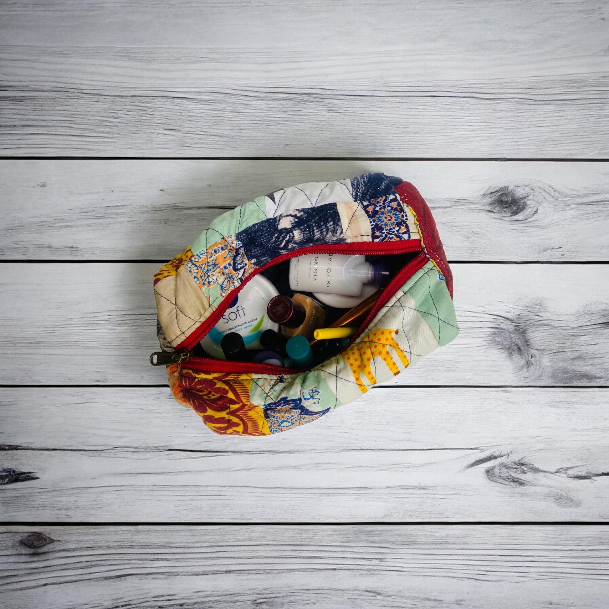 Fabric Toiletry Bag, Mens Toiletry Bag, Toiletry Bag Women,Makeup Vanity Bag, Travel Kit Pouch, Fabric Shave Kit, Mens
Handmade Bag, Organized Travel Bag, Indian Cosmetic Bag,Boxy Tool Pouch, toiletry dopp kit, hanging toiletry bag, girlstoiletry bag