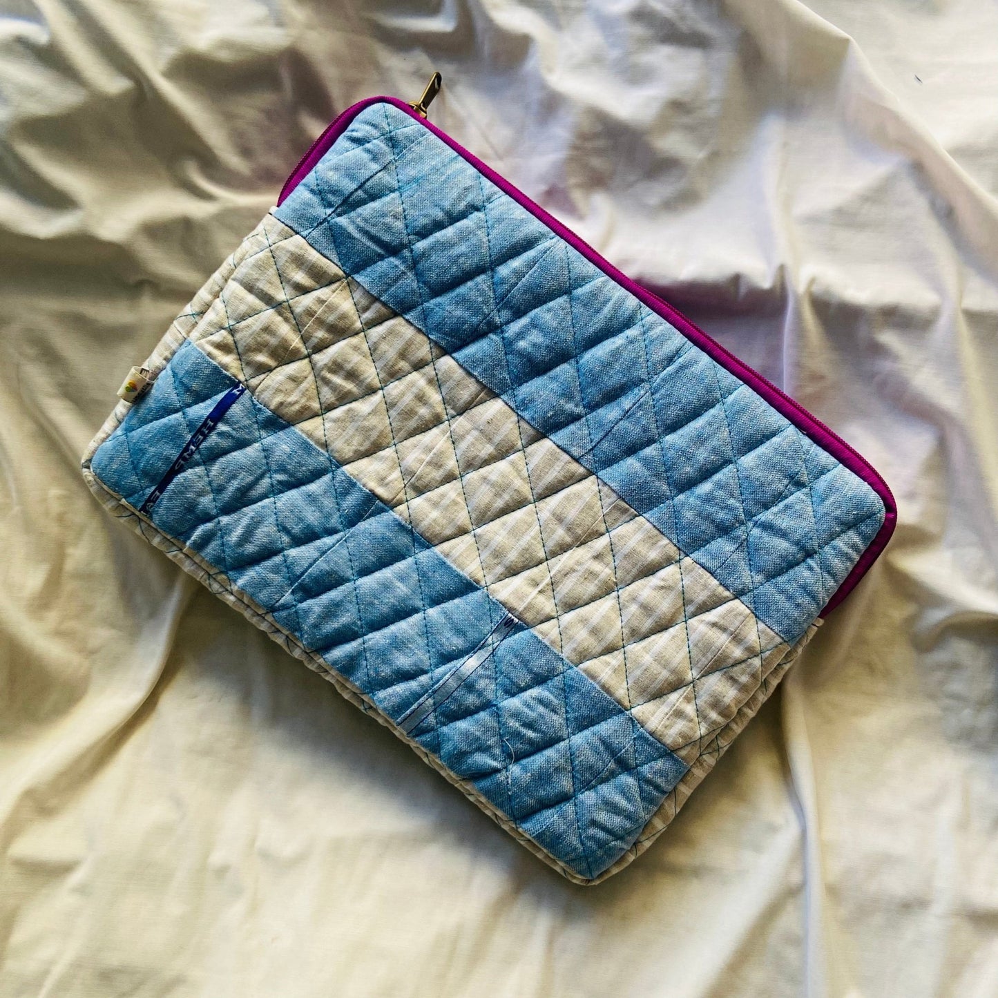 Sustainable Hemp iPad Sleeve Laptop Sleeve - Upcyclie made by women, patchwork quilted