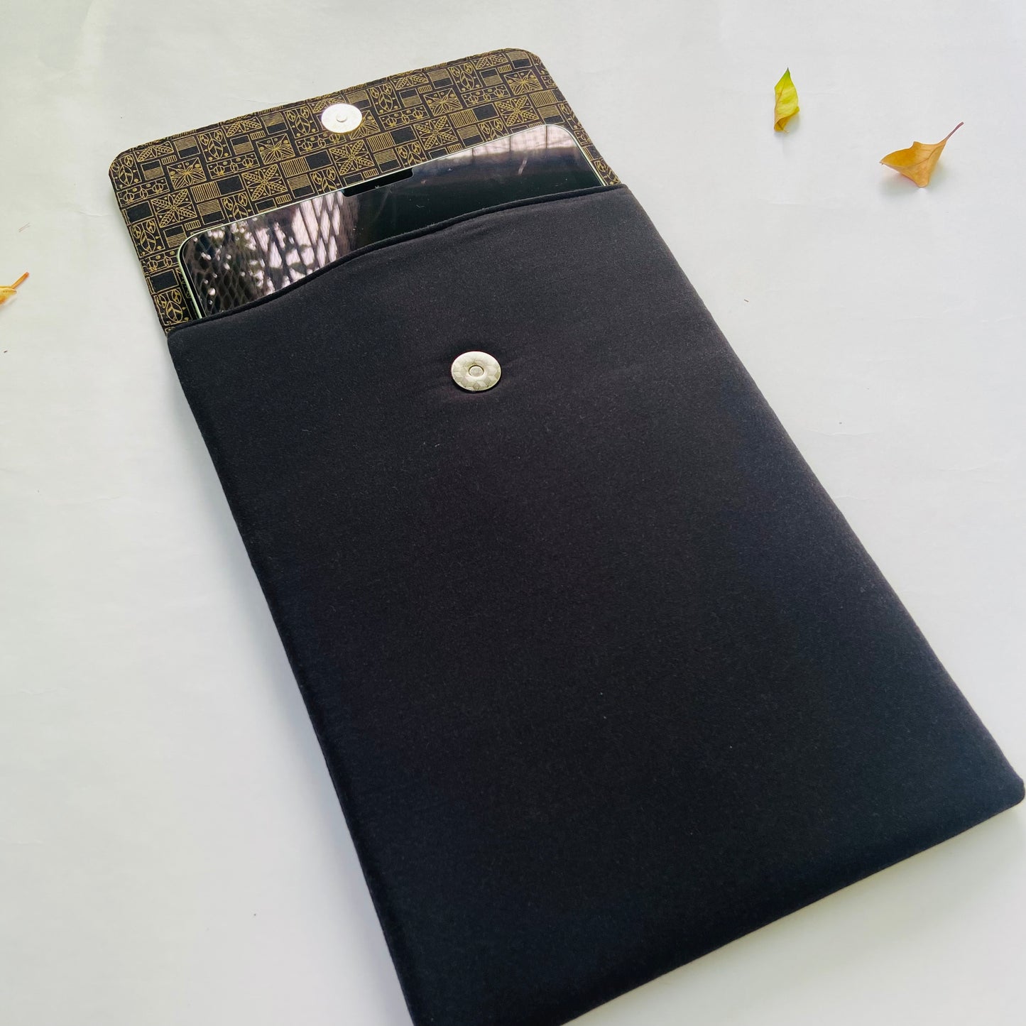 Eco-friendly iPad cover and Tablet Sleeve - Black with Black